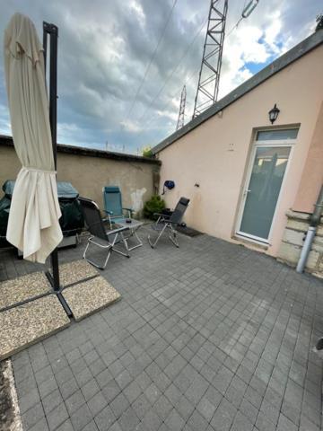 Studio Privee Vesoul -Wifi,Tv,Clim,Parking Gratuit מראה חיצוני תמונה