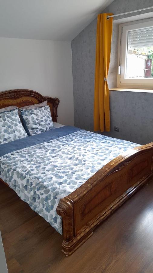 Studio Privee Vesoul -Wifi,Tv,Clim,Parking Gratuit מראה חיצוני תמונה